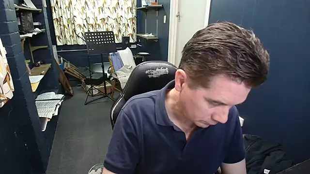 Snapshot of tilobinder chatting on 9, 5, 2026 tilobinder online show from 9, 5, 2026