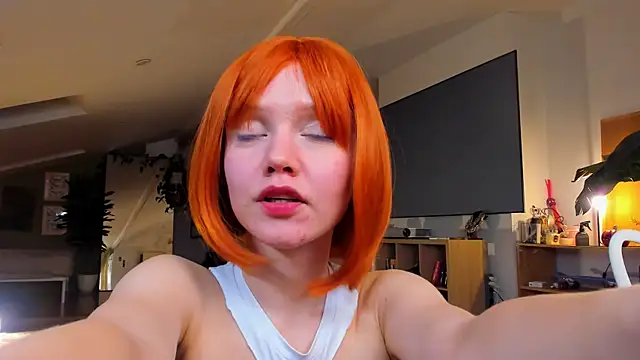 Snapshot of andrea_x_ chatting on 28, 10, 2025 andrea x online show from 28, 10, 2025