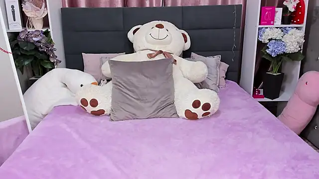 Snapshot of MiaKarlos chatting on 8, 2, 2026 MiaKarlos online show from 8, 2, 2026