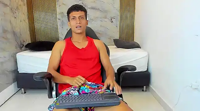 wolf james123 online show from 16, 12, 2024