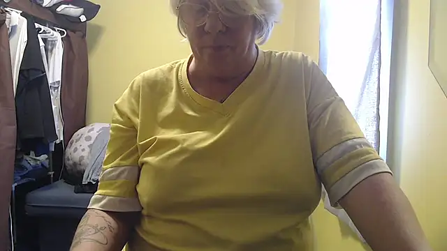 canadiancougar1965 online show from 24, 2, 2026