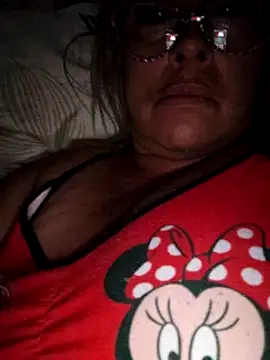 Kasandra Ho online show from 17, 2, 2025