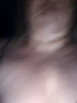 Kasandra Ho online show from 18, 2, 2025