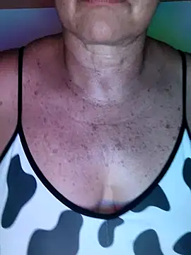 Kasandra Ho online show from 24, 2, 2026