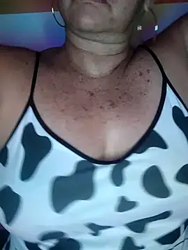 Kasandra Ho online show from 7, 3, 2026