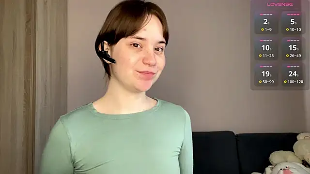 Snapshot of EditaBumford chatting on 7, 5, 2026 EditaBumford online show from 7, 5, 2026