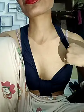 hotmayra12 online show from 11, 2, 2025