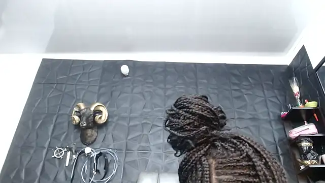 Hanna Fox 69 online show from 23, 4, 2026