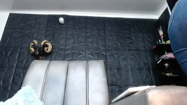 Hanna Fox 69 online show from 30, 4, 2026