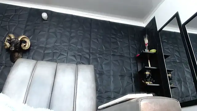 Snapshot of Hanna_Fox_69 chatting on 3, 5, 2026 Hanna Fox 69 online show from 3, 5, 2026