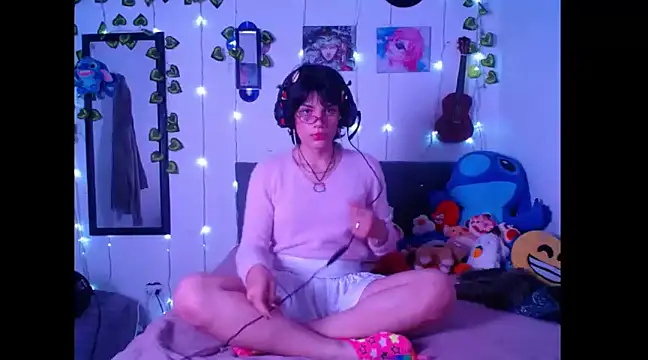 Caitlynwheler online show from 19, 1, 2025