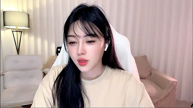 Snapshot of K-moumou chatting on 7, 5, 2026 K-moumou online show from 7, 5, 2026