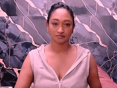 Snapshot of indianspicey chatting on 1, 10, 2025 indianspicey online show from 1, 10, 2025