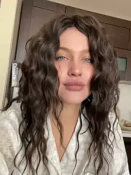 KikiWatson online show from 5, 2, 2025