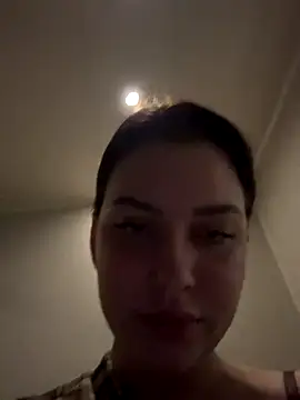 KikiWatson online show from 10, 10, 2025