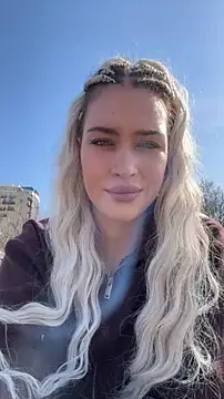 KikiWatson online show from 18, 3, 2026