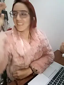 your red rose  online show from 11, 12, 2024