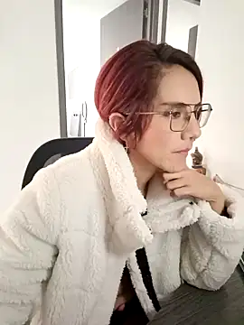 your red rose  online show from 14, 1, 2025