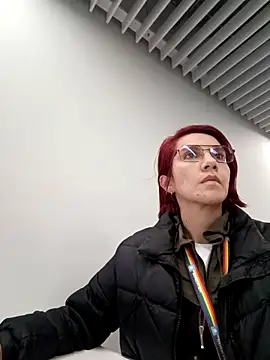 your red rose  online show from 6, 3, 2025