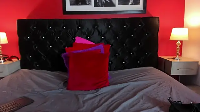 Snapshot of AbbyJonhs chatting on 12, 1, 2025 AbbyJonhs online show from 12, 1, 2025