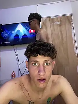 Snapshot of LatinBoysxxx chatting on 15, 1, 2025 LatinBoysxxx online show from 15, 1, 2025