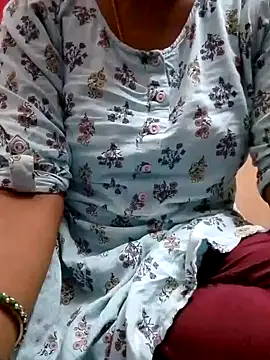 Snapshot of sneha_telugu_girl chatting on 19, 12, 2024 sneha telugu girl online show from 19, 12, 2024