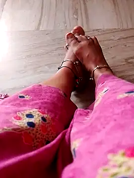 Snapshot of sneha_telugu_girl chatting on 20, 12, 2024 sneha telugu girl online show from 20, 12, 2024