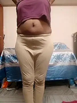 Snapshot of sneha_telugu_girl chatting on 14, 2, 2025 sneha telugu girl online show from 14, 2, 2025