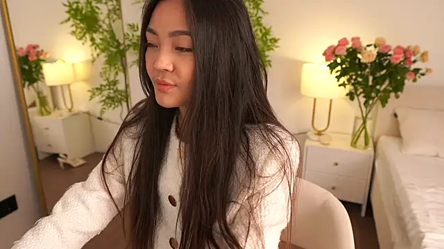 Peopleneedlove144 online show from 4, 12, 2025