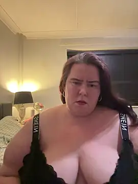 Snapshot of Viola_SassyX chatting on 11, 3, 2025 Viola SassyX online show from 11, 3, 2025