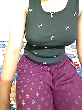 Snapshot of Ammualagitamil chatting on 7, 10, 2025 Ammualagitamil online show from 7, 10, 2025