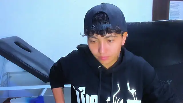 Im Mathias online show from 11, 2, 2026