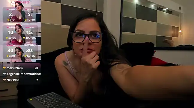 Zara Jackson online show from 1, 2, 2025