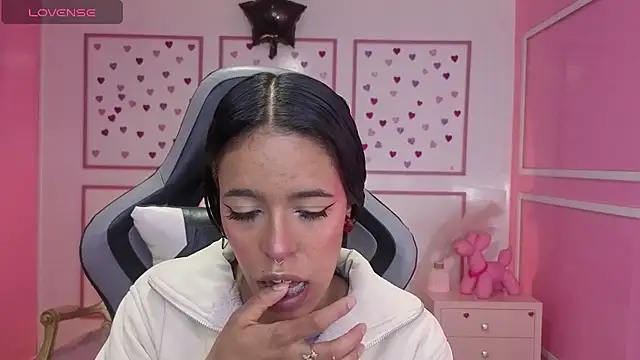 stephania t online show from 15, 11, 2025