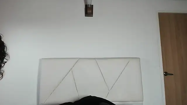 Snapshot of julz_03 chatting on 22, 10, 2025 julz 03 online show from 22, 10, 2025