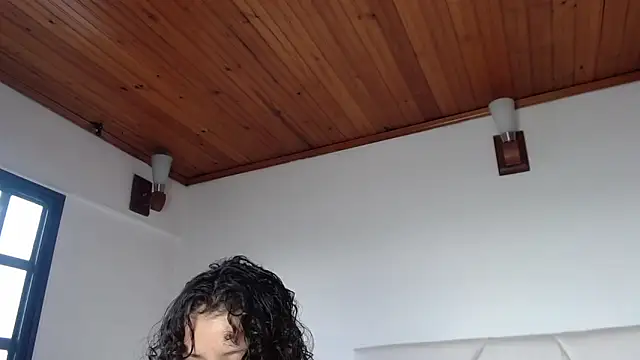 Snapshot of julz_03 chatting on 30, 10, 2025 julz 03 online show from 30, 10, 2025