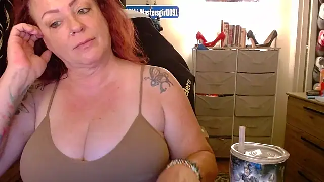 Nikkimastersgirl1091 online show from 22, 10, 2025