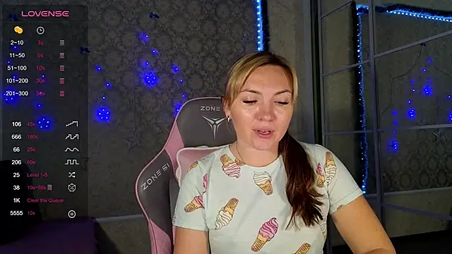 Snapshot of -DIVORA- chatting on 18, 12, 2024 -DIVORA- online show from 18, 12, 2024