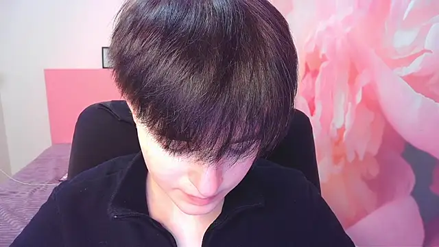 EmiliaYours online show from 31, 12, 2024