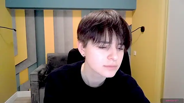 EmiliaYours online show from 17, 2, 2025