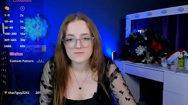 luna berryy online show from 11, 1, 2025