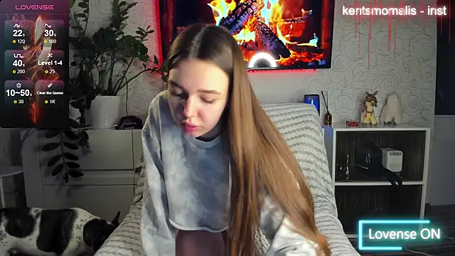 Snapshot of KentsMomAliss chatting on 22, 1, 2025 KentsMomAliss online show from 22, 1, 2025