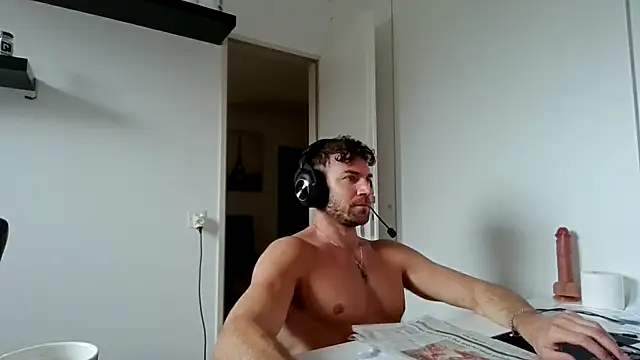 alpha-hunk online show from 13, 4, 2026