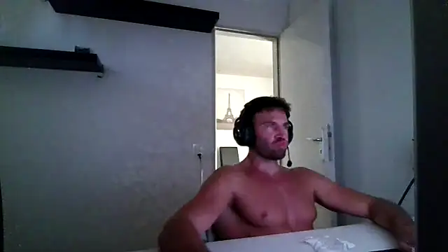 Snapshot of alpha-hunk chatting on 9, 7, 2026 alpha-hunk online show from 9, 7, 2026