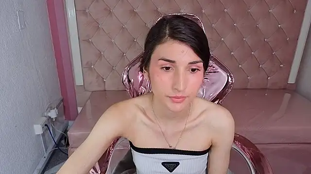 Snapshot of jesi_daniels_b chatting on 6, 3, 2025 jesi daniels b online show from 6, 3, 2025