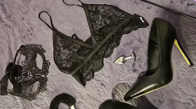 Snapshot of culbutemoi4 chatting on 10, 3, 2025 culbutemoi4 online show from 10, 3, 2025