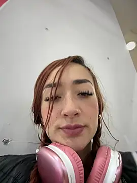 ariiel  online show from 15, 12, 2024