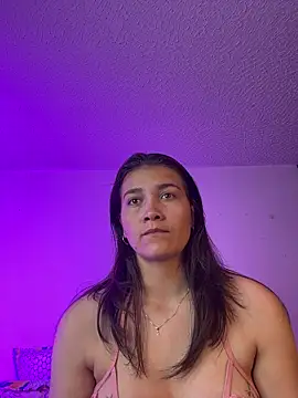 aurora divine online show from 31, 3, 2026