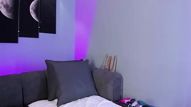 Snapshot of maddy_walker chatting on 21, 2, 2025 maddy walker online show from 21, 2, 2025