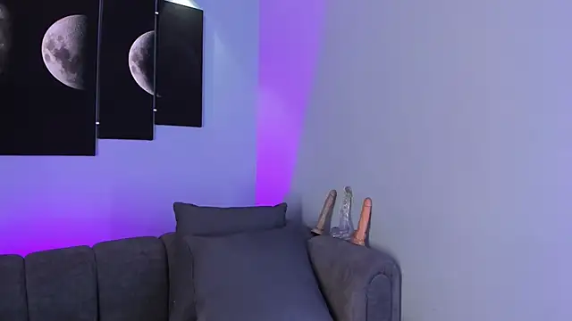 Snapshot of maddy_walker chatting on 22, 2, 2025 maddy walker online show from 22, 2, 2025